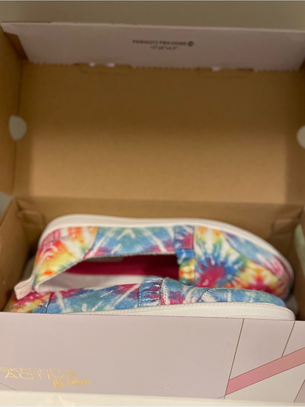 NWOT Skechers Madison Avenue To Dye For Tie-Dye Slip-On Shoes - Picture 7 of 7
